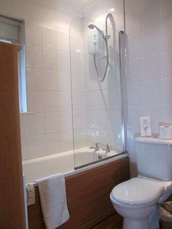 Crossways House Bed And Breakfast Източен Каус Стая снимка